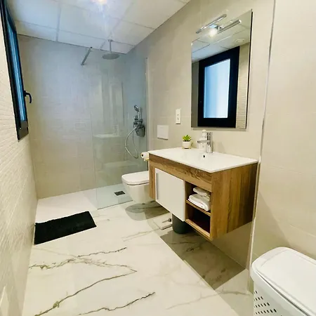 Amazing Modern Apt Tp